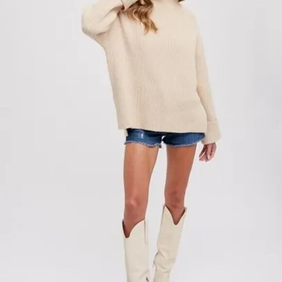 S/M REMAINING!!! Funnel Neck Oversized Pullover - Picture 5 of 10